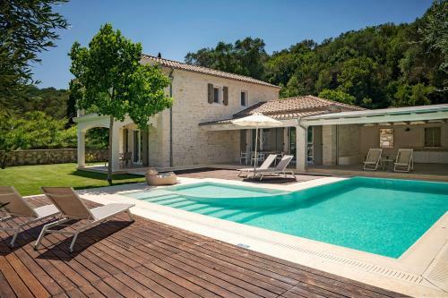 Villa Valtos Apartments