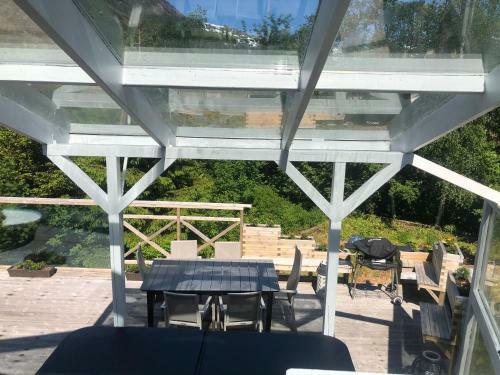 J�lster Holiday Home