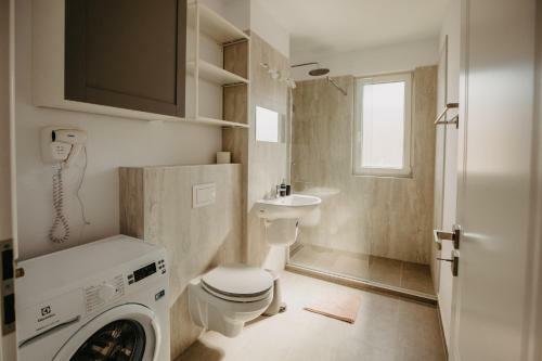 Apartamento Modern In New Building With Balcony & Private Parking