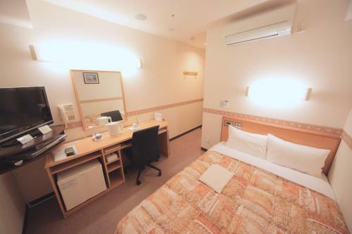 Hotel Life Inn Katsuta Station West