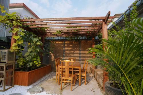 Tiezhu Party Holiday House