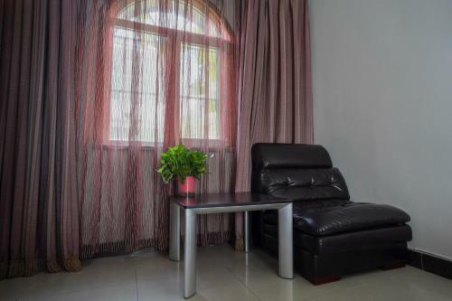 Tiezhu Party Holiday House