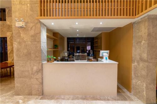 Alamona Hotel & Apartments