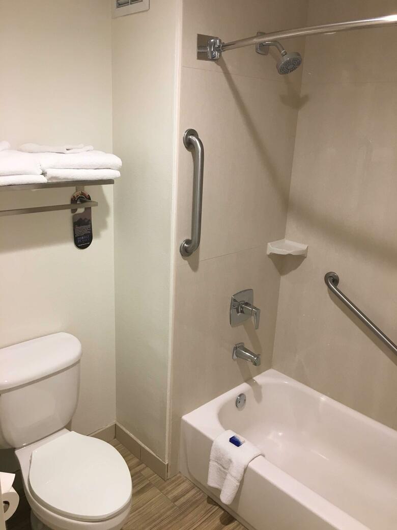 Hotel Comfort Inn Central Paradise