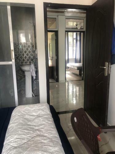 Hotel Pinewood Valley, Mussoorie