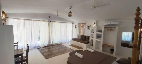 Agroturismo Beautiful Room In Jungle Villa With Open Kitchen