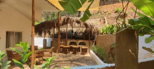 Agroturismo Beautiful Room In Jungle Villa With Open Kitchen