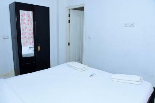 Modern Elegant Shades-2 Bhk AC Apartment