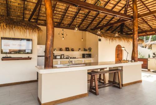 Baan Thamarchat 3 Villas 13 Bedrooms & Shala