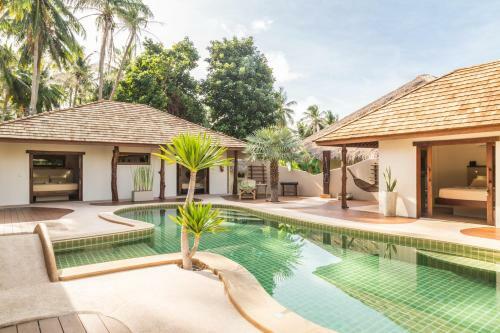 Baan Thamarchat 3 Villas 13 Bedrooms & Shala