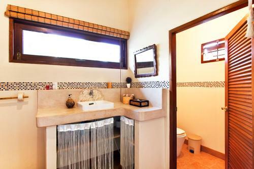 Baan Thamarchat 3 Villas 13 Bedrooms & Shala