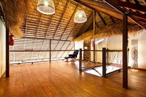 Baan Thamarchat 3 Villas 13 Bedrooms & Shala