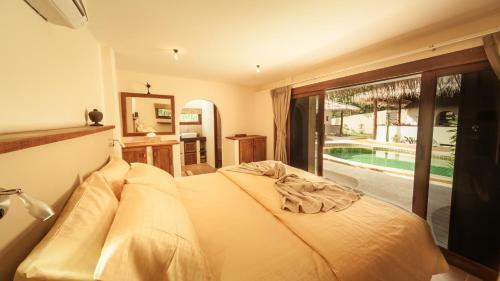 Baan Thamarchat 3 Villas 13 Bedrooms & Shala