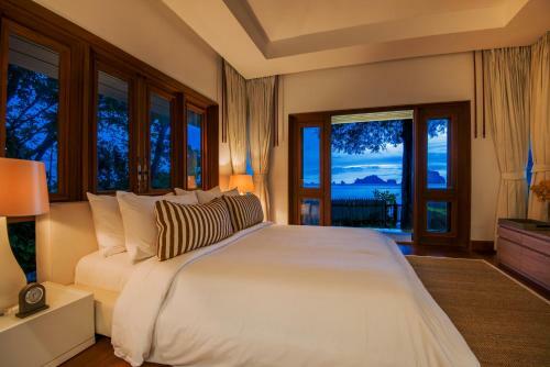 Hotel Villa Macaque And Villa Languor