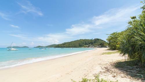 Phuket Beachside