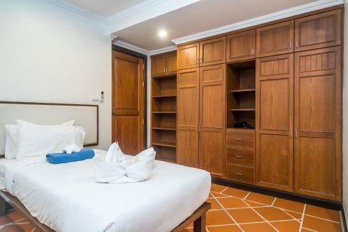 Villas In Nakatani Village By Lofty