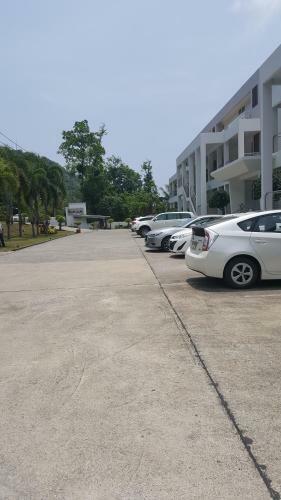 D-lux 4 Bed Beachfront Apartment With Sea View