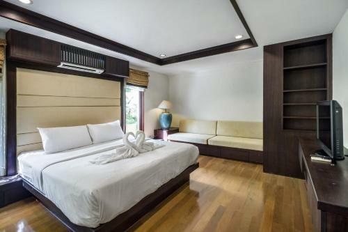 Kamala Garden Pool Villa