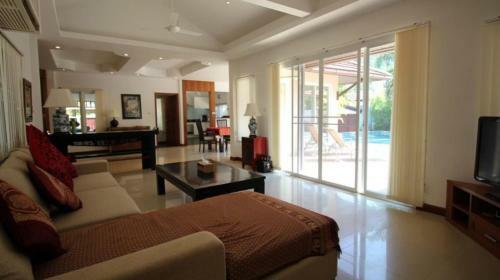 Seabreeze Villa