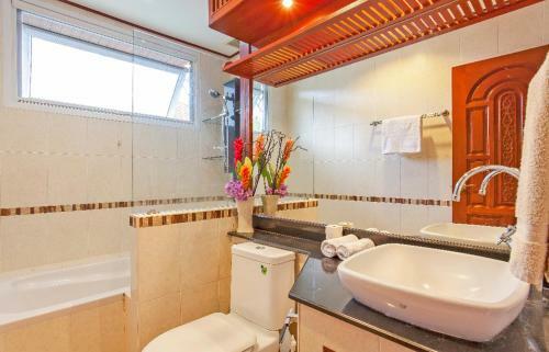 Luxury Thai Villa With Very Beautiful Private Pool