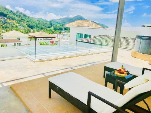 Phuket Mountain View 2br Waterfall Pool Villa In Kamala