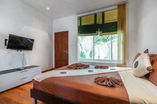 Walk 700m To Kamala Beach Comfortable And Spacious Two-story Villa