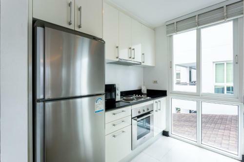 Apartamento The Palms, 100 Meters To Kamala Beach