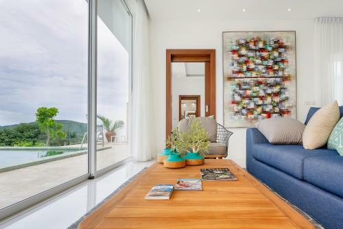 Villa Claire - Seaview Private Villa