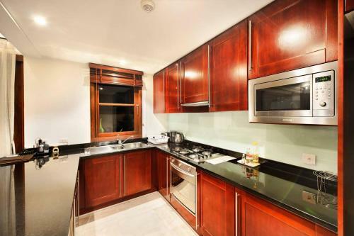 Villa Aquamarine In Luxury 5* Hotel Development