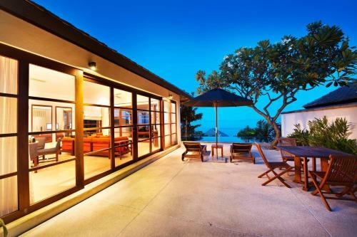 Villa Aquamarine In Luxury 5* Hotel Development