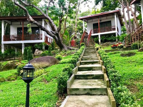 Hotel Chareena Garden - Beach Resort
