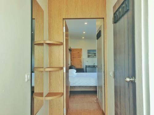Sunrise Beach House: Private House