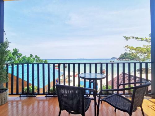 Sunrise Beach House: Private House