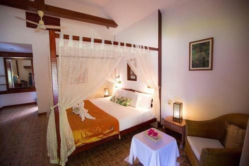 Hotel Cruiser Island Resort