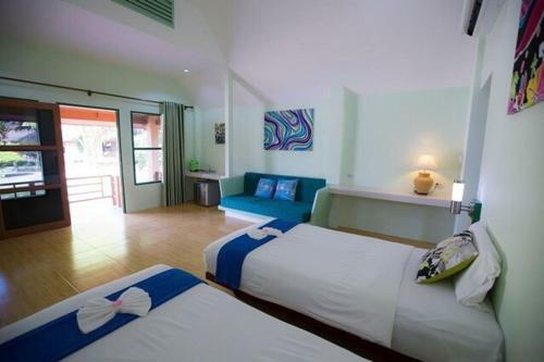 Hotel Cruiser Island Resort