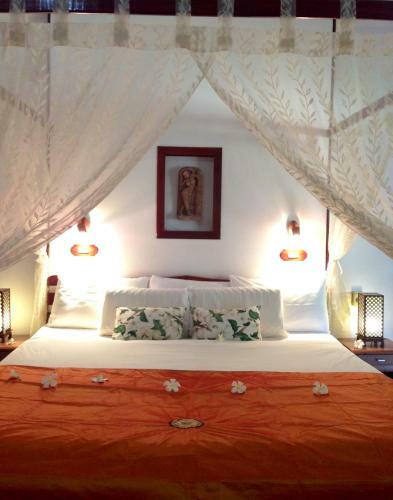 Hotel Cruiser Island Resort