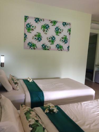 Hotel Cruiser Island Resort