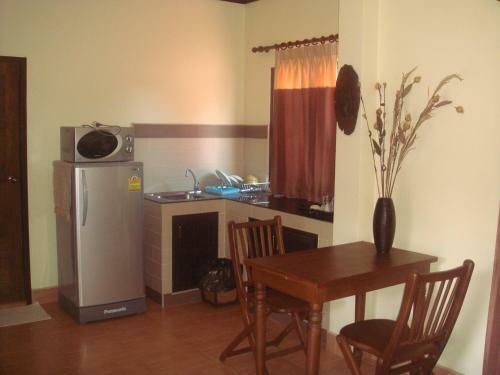 Hostal Niracha Chaweng House