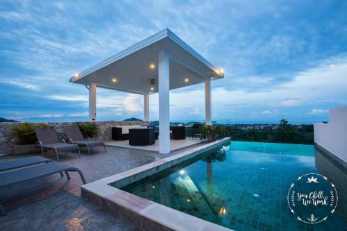 Azur Luxurious Villa 4 Br Ocean View