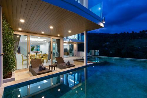 Emerald Villa 3 Br Sea Views