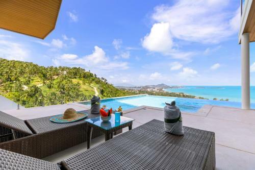 Emerald Villa 3 Br Sea Views