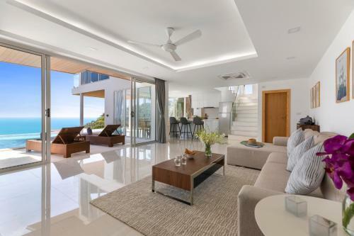 Chaweng Noi Luxury Morden Style 4-br Dream Villa