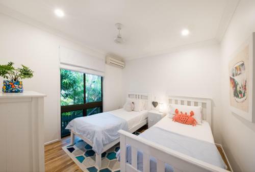 Beach House On Main- Airlie Beach