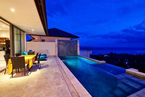 5 Bedroom Seaview Villa Lamai