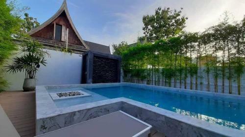 Mono Lux Villa X Gsg