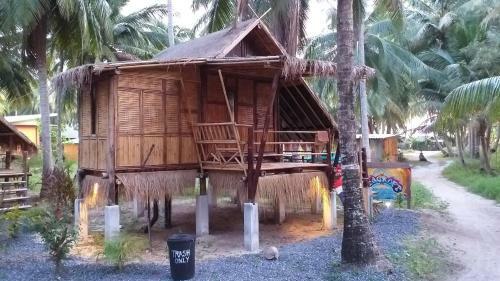 Hotel Seacroft Bamboo Village