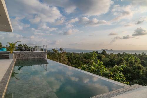 Villa Shades Of Blue