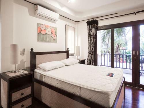 3 Bedroom Seafront Villa With Bay View Koh Phangan