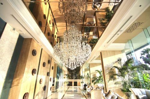 Apartamento Luxurious Beachfront Pattaya