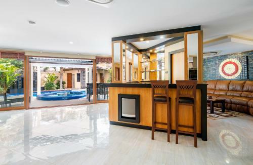 Luxury Pool Villa T1 Near Walking Street